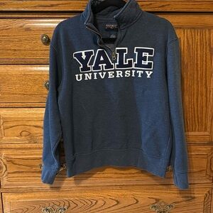 Yale 3/4 zip pullover